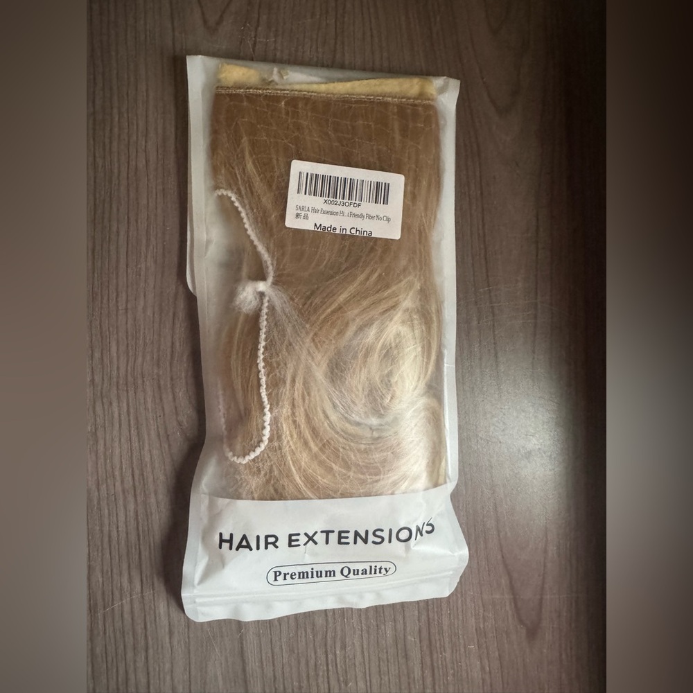 Sarla women’s hair extension